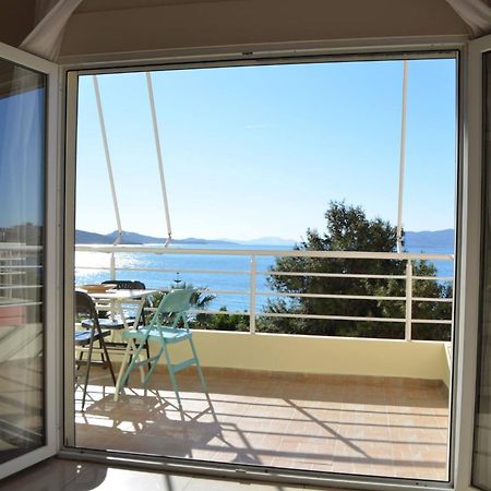 Saint Tropez Apartment Sarandë Exterior foto