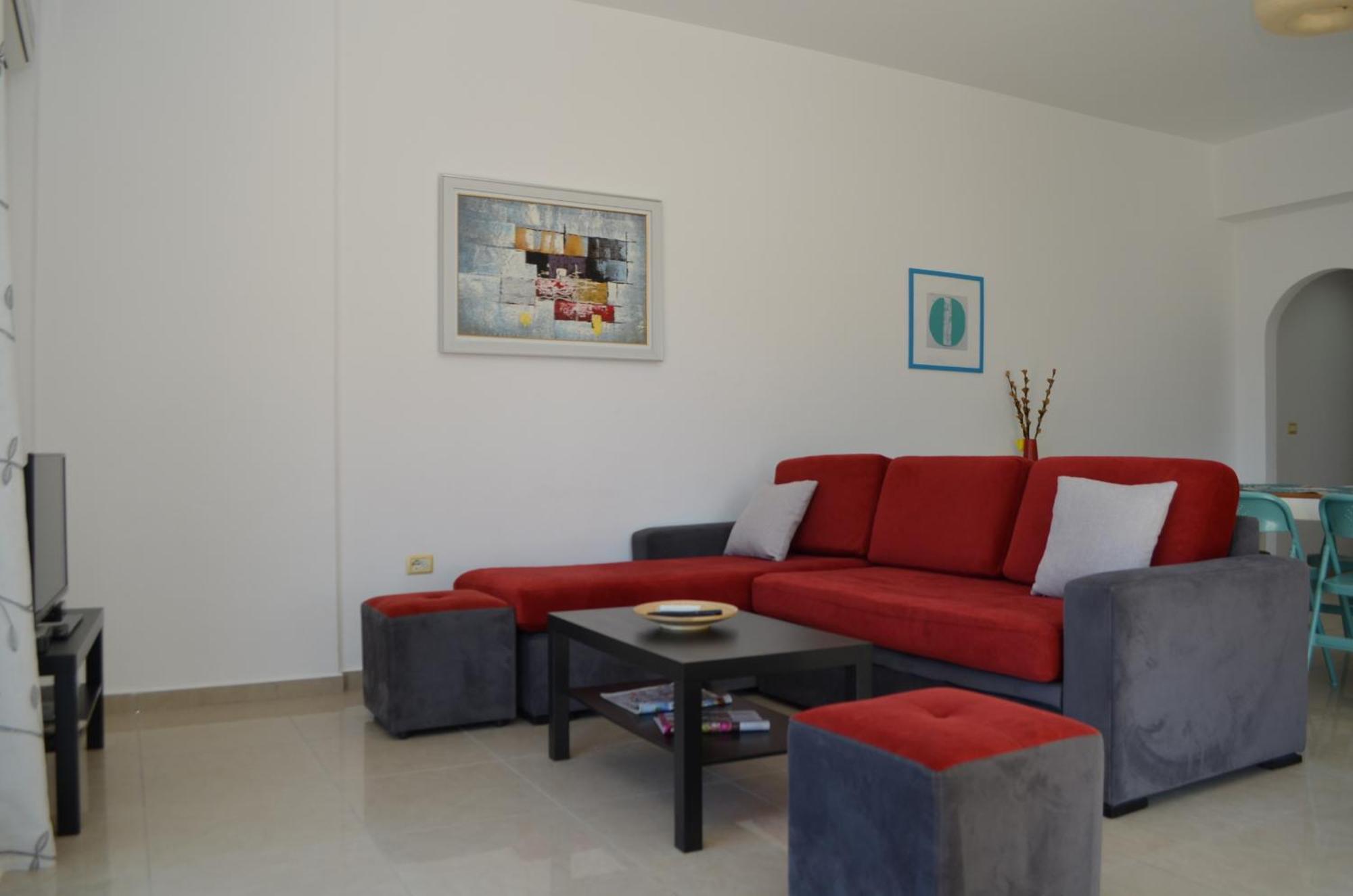 Saint Tropez Apartment Sarandë Exterior foto